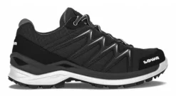 Wandelschoenen|Veterschoenen<Lowa - Innox Pro GTX - 3201709 9966 - Zwart - Uitneembaar voetbed